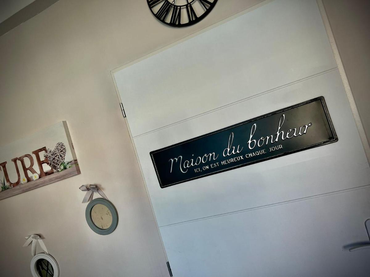 Apartamento Logement Privatif Avec Jacuzzi Bergues Exterior foto