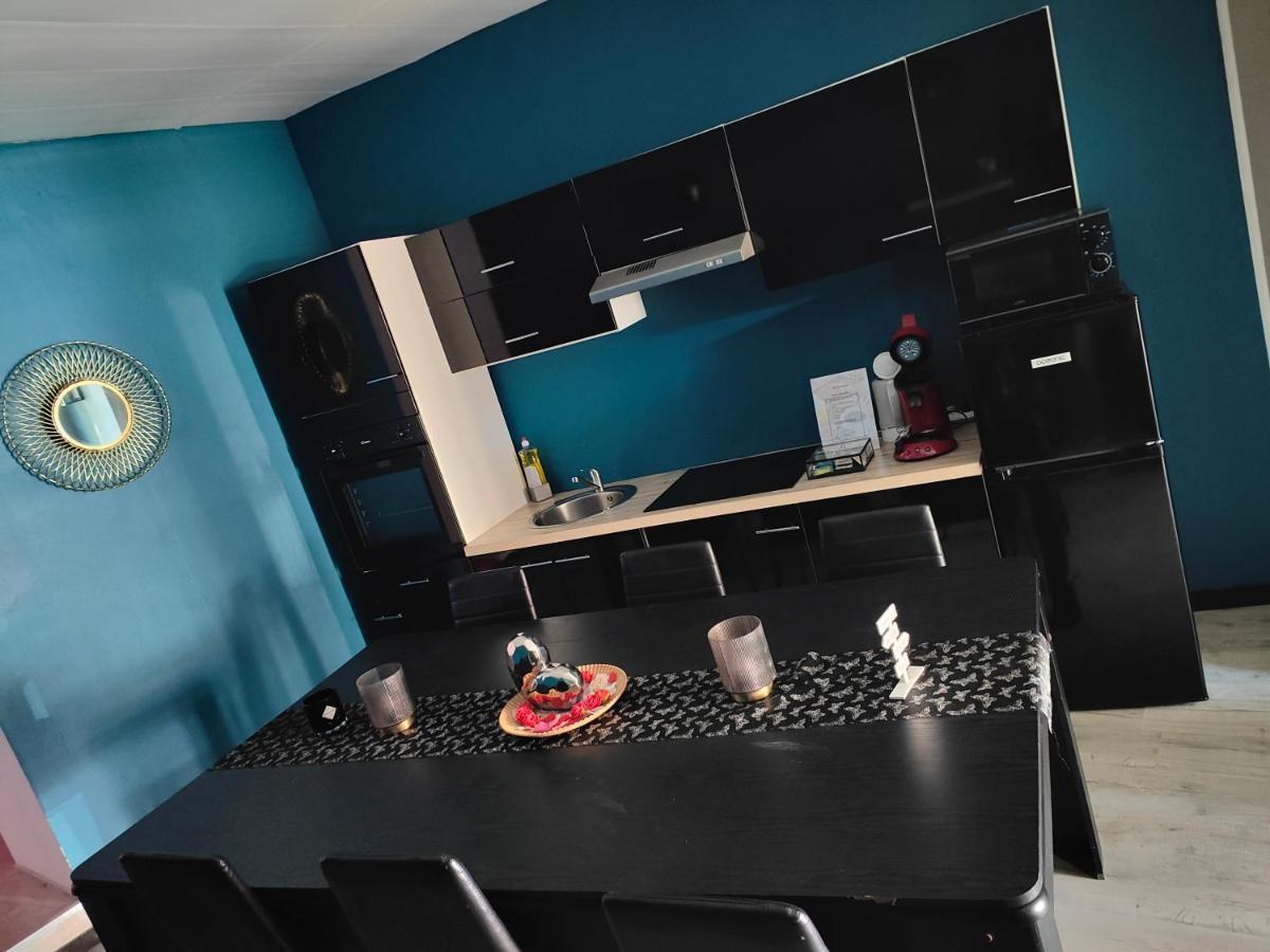 Apartamento Logement Privatif Avec Jacuzzi Bergues Exterior foto